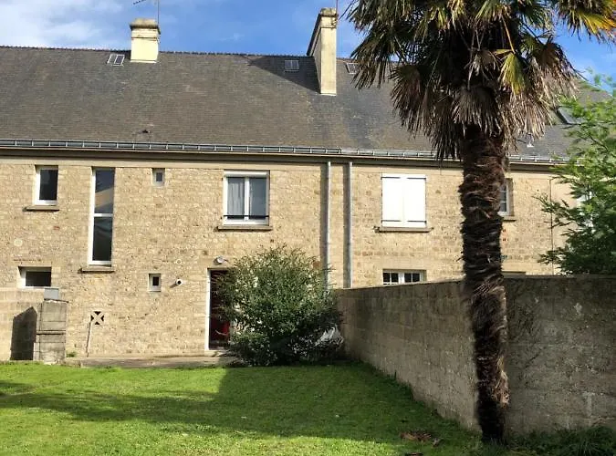 Gite Manava - Grande Maison Avec Jardin En Centre Ville